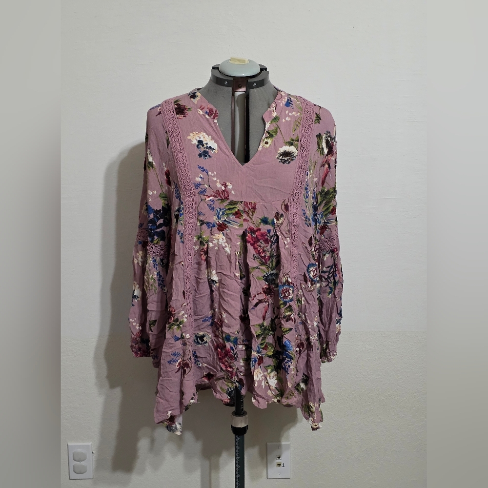 Blu Pepper Floral Blouse in Pink and Multicolor